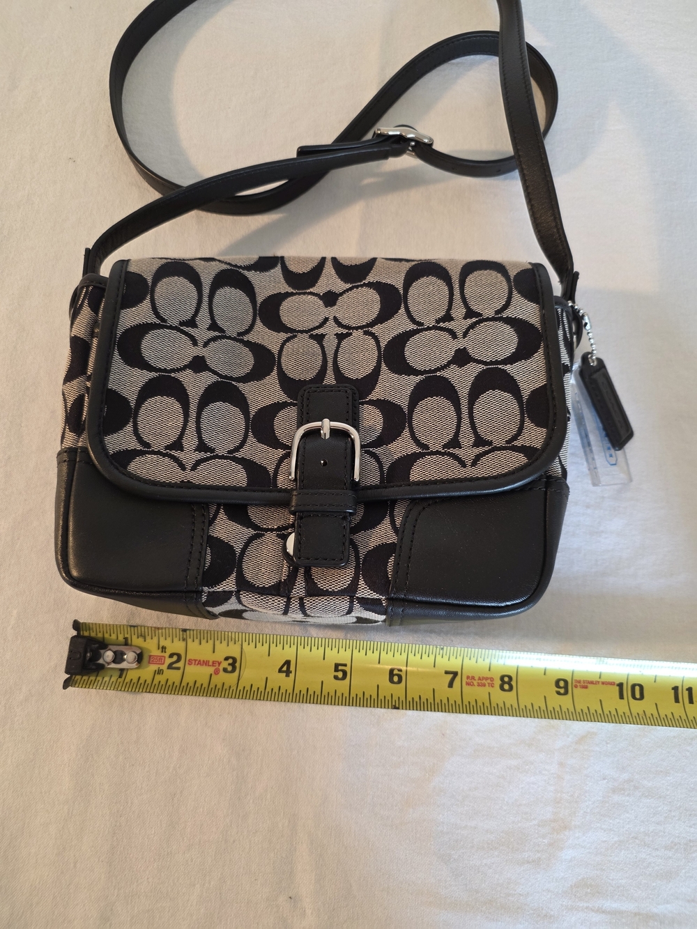Coach Black and Grey Signature Shoulder Bag with Buckle Flap - Picture 2 of 8